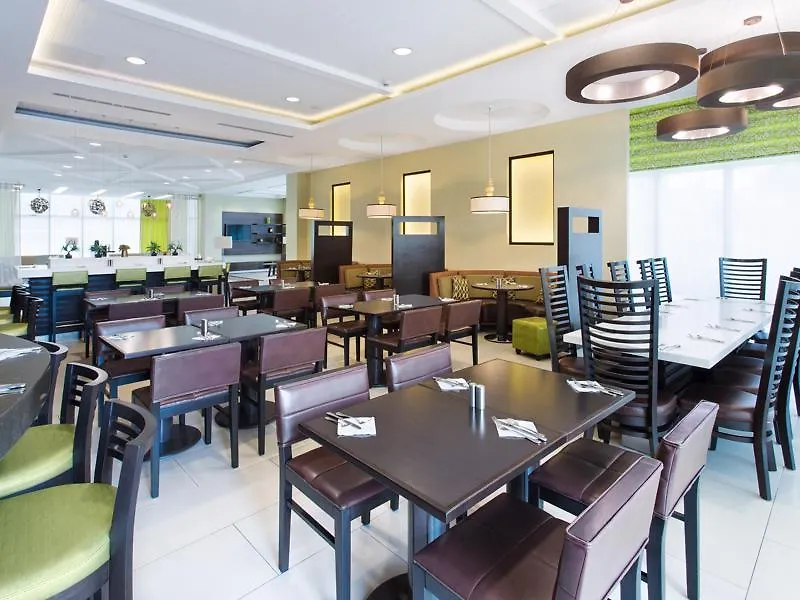 Courtyard By Marriott Kingston, Jamaica Hotel