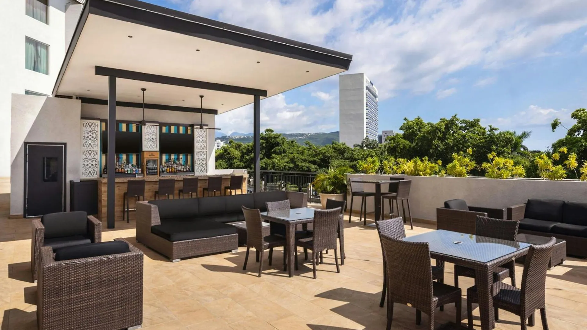 Courtyard By Marriott Kingston, Jamaica Hotel 4*, Kingston Jamaica