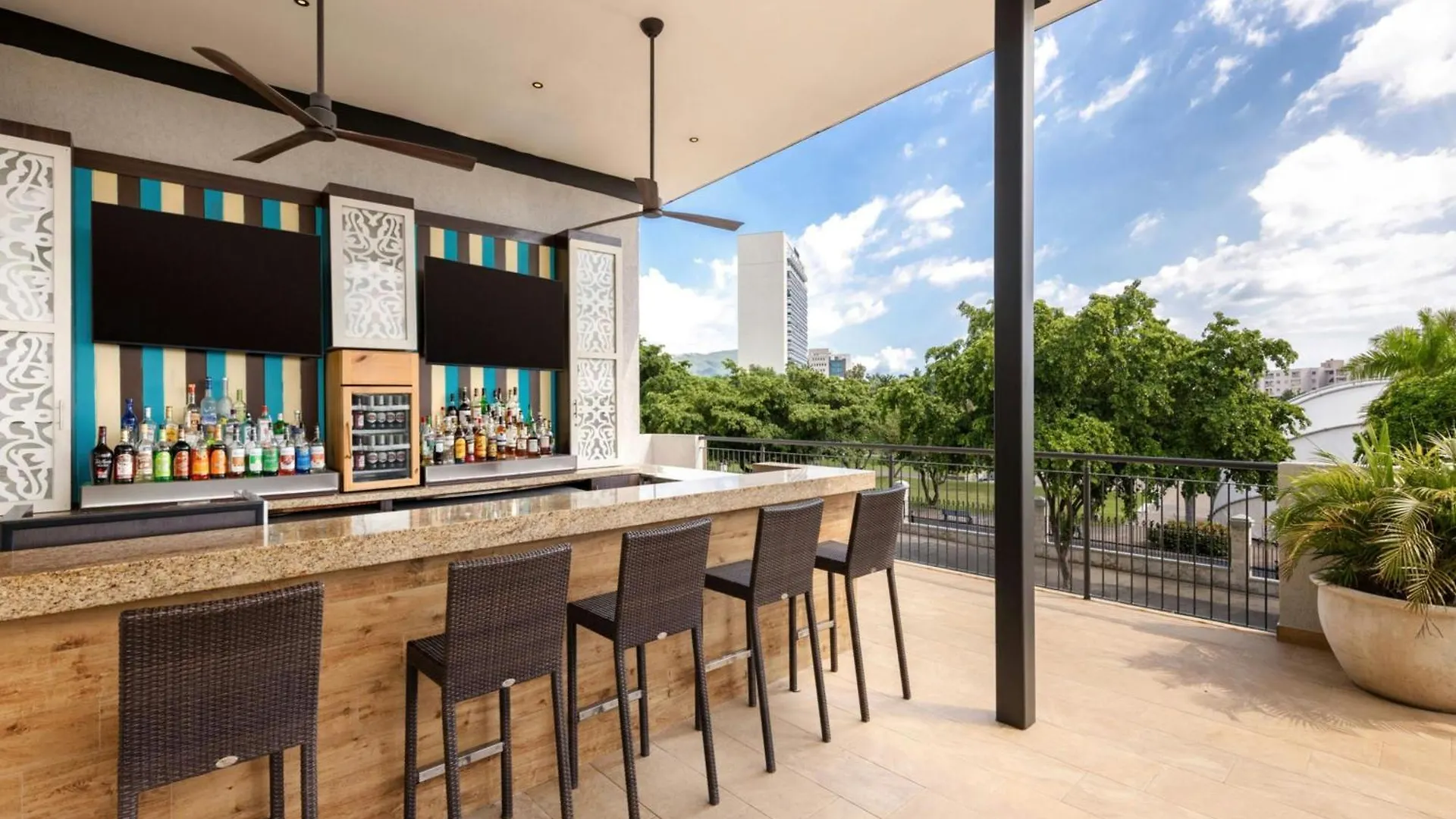 Courtyard By Marriott Kingston, Jamaica Hotel