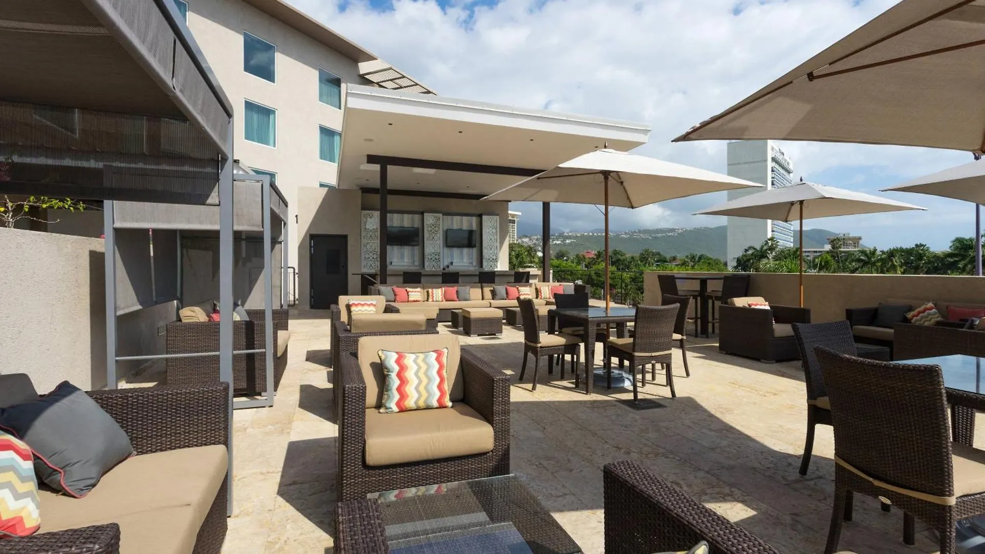 Courtyard By Marriott Kingston, Jamaica Hotel 4*, Kingston Jamaica