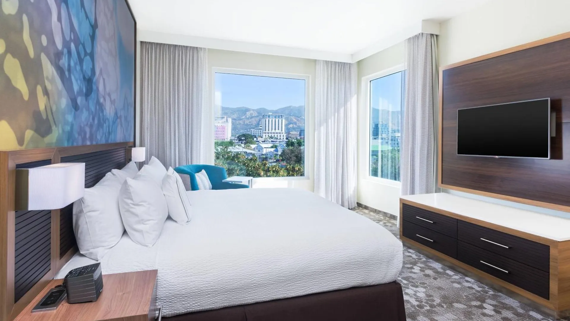 ****  Courtyard By Marriott Kingston, Jamaica Hotel Jamaica